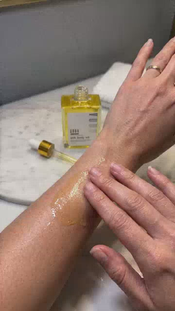 Silk Body Oil application